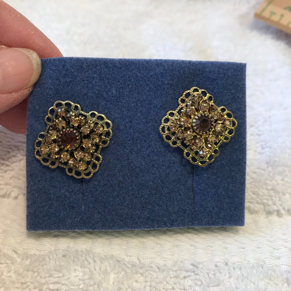Vintage Avon 2001 Topaz Colored‎ Rhinestone Button Earrings - Clip